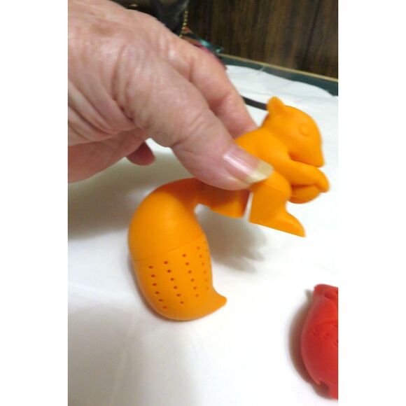 2 Silicone Tea Infusers   Squirrel and Owl - Picture 2 of 3